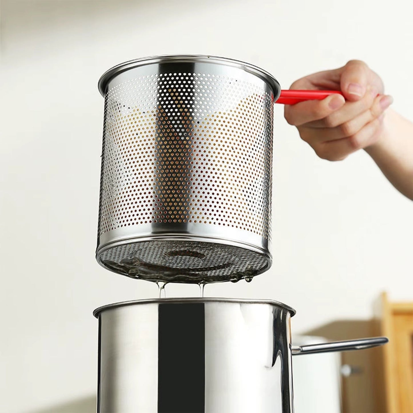 Portable Deep Frying Pot Deep Frying Tempura French Fries Fryer With Strainer Basket Small Pot for Kitchen Party Cooking